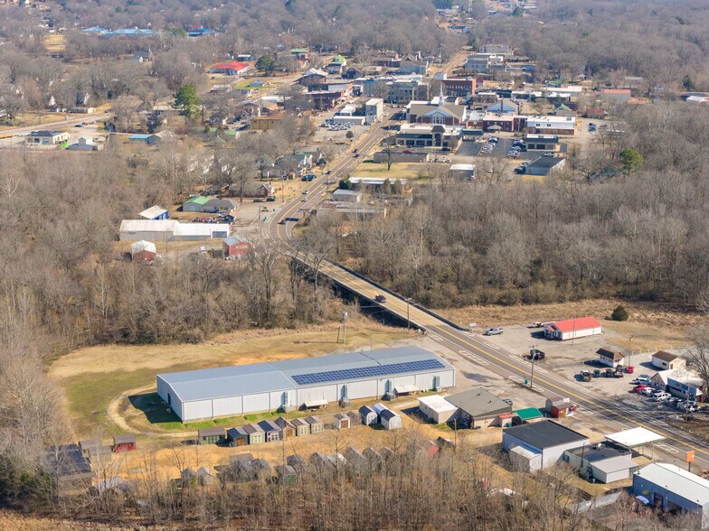 More Photos Of 19225 Main St W, Huntingdon General Retail For Sale