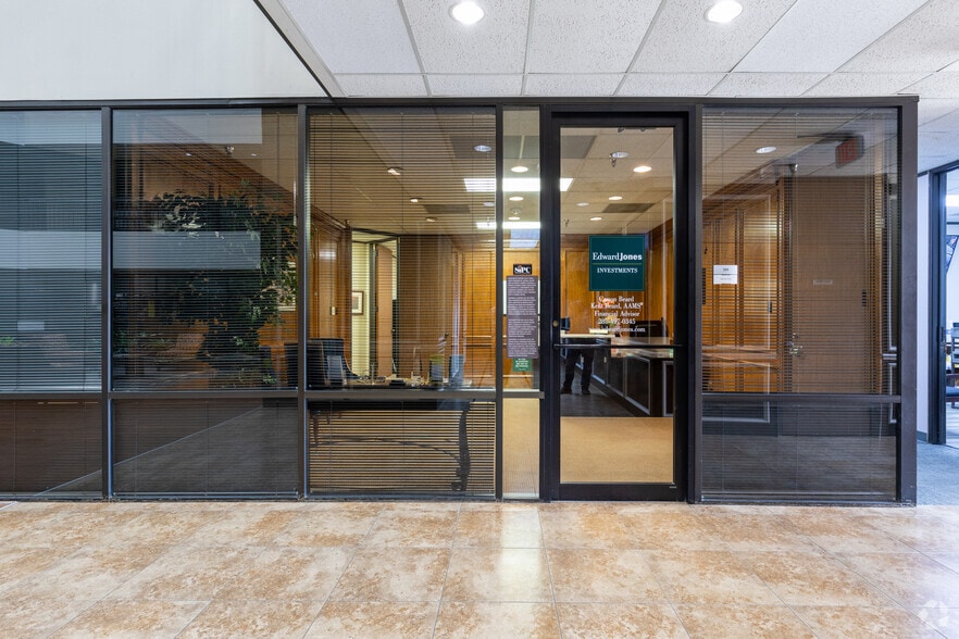 More Photos Of 1500 S Dairy Ashford Rd, Houston Medical For Lease