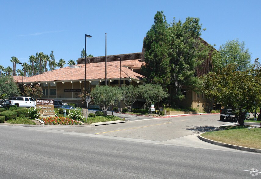 More Photos Of 850 Hampshire Rd, Westlake Village Office For Lease
