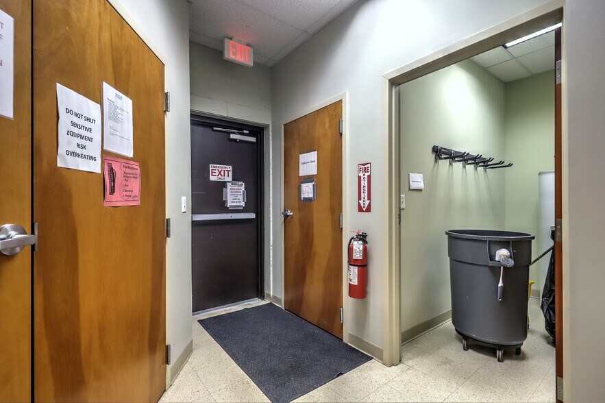 More Photos Of 236 Boston Post Rd, Orange Medical For Lease