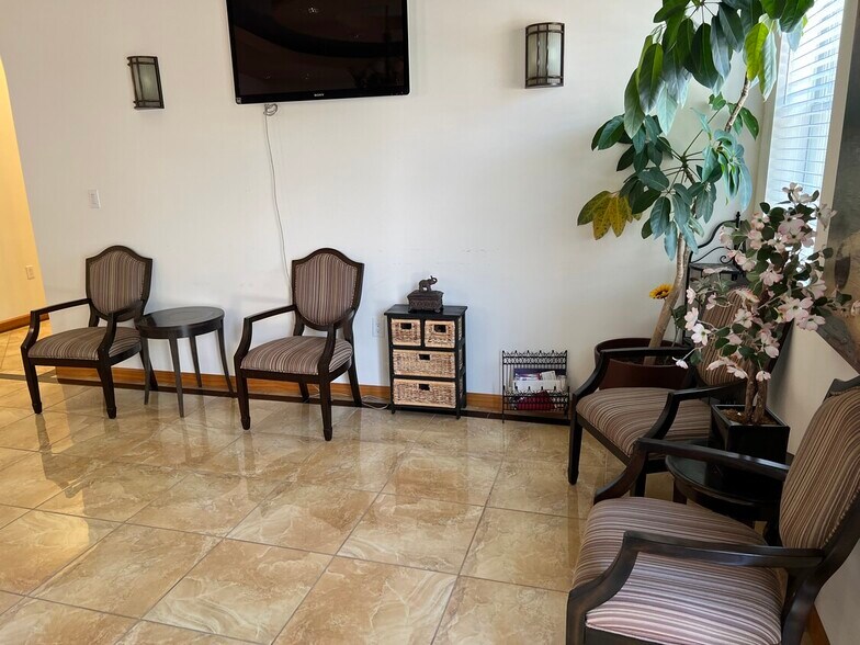 More Photos Of 3020 Communications Pky, Plano Medical For Sale