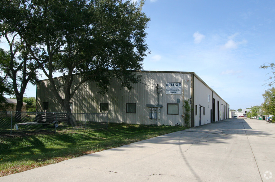 Primary Photo Of 4414 28th St, Bradenton Warehouse For Lease