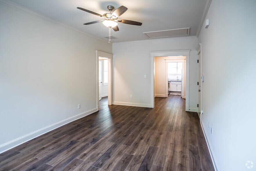 More Photos Of 2342-2352 Parkway Pl, Memphis Apartments For Sale