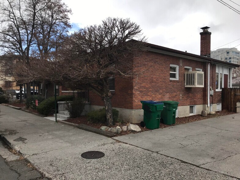 More Photos Of 119 Thoma St, Reno Office For Lease