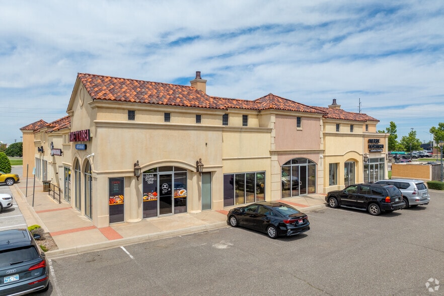 More Photos Of 3100-3272 S Broadway, Edmond Unknown For Lease