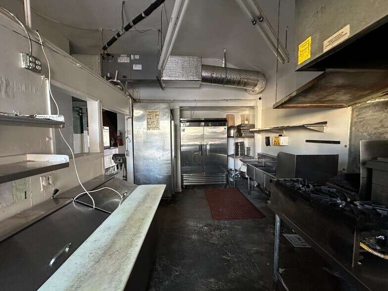 More Photos Of 3301-3311 Motor Ave, Los Angeles Apartments For Lease