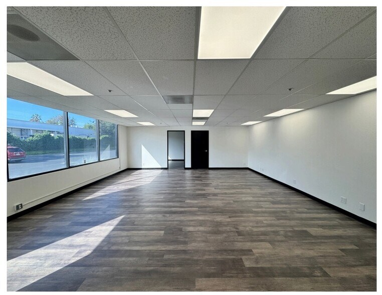 More Photos Of 2355 Paragon Dr, San Jose Unknown For Lease