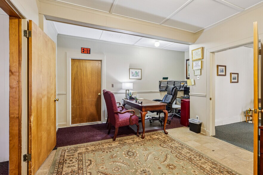 More Photos Of 43 E Main St, Stony Point Specialty For Sale