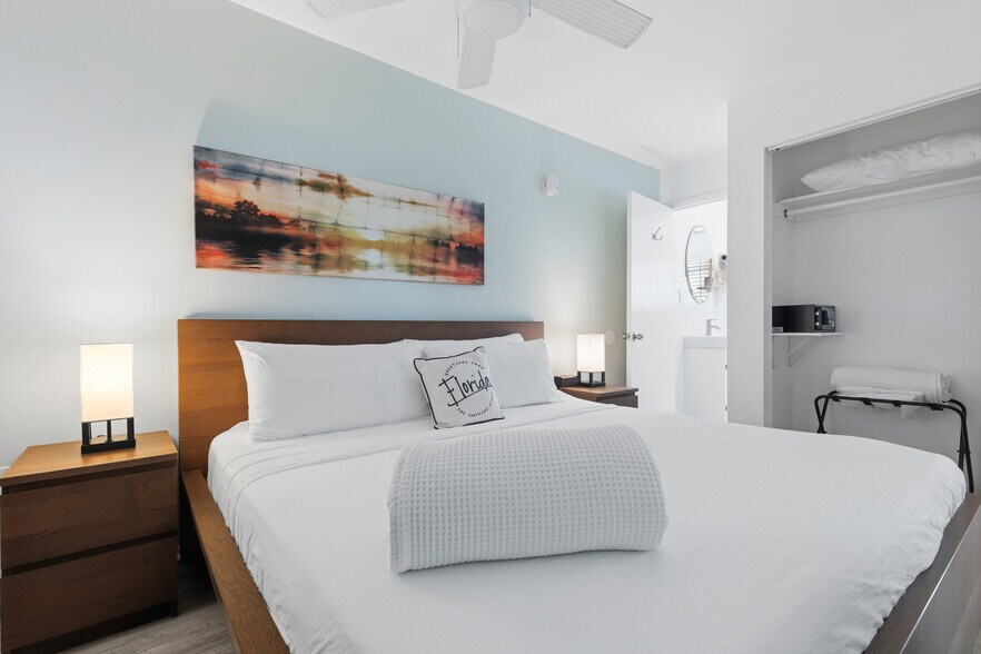 More Photos Of 6801 Sunset Way, Saint Pete Beach Hotel For Sale