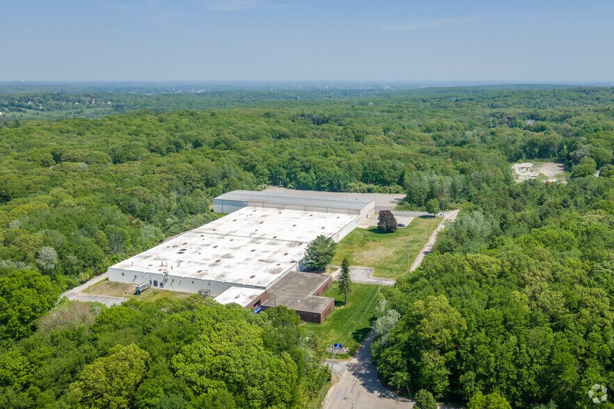 More Photos Of 15 Wellington Rd, Lincoln Manufacturing For Lease