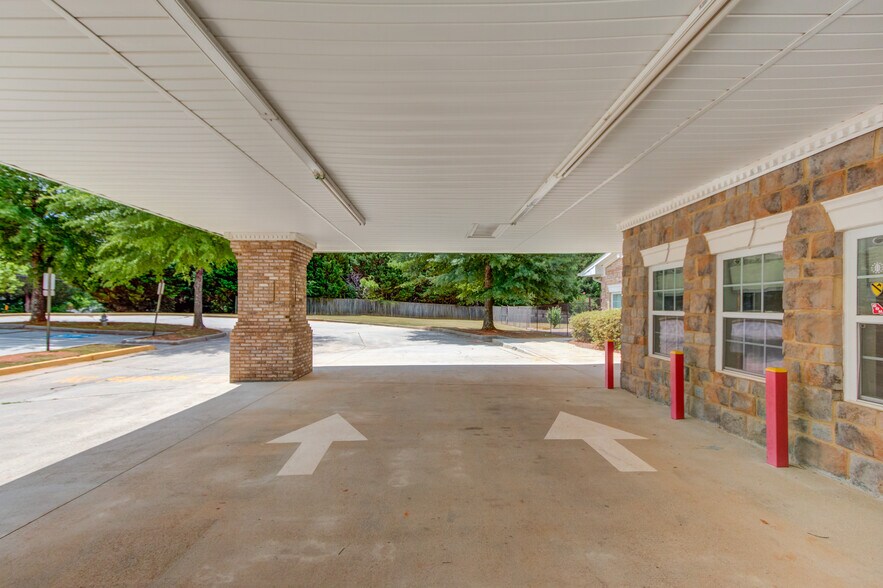 More Photos Of 495 Harbins Rd, Dacula Daycare Center For Sale