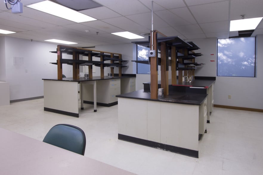 More Photos Of 63 Great Rd, Maynard Loft Creative Space For Sale