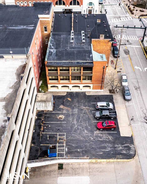 More Photos Of 201 W Main St, Frankfort Office For Lease