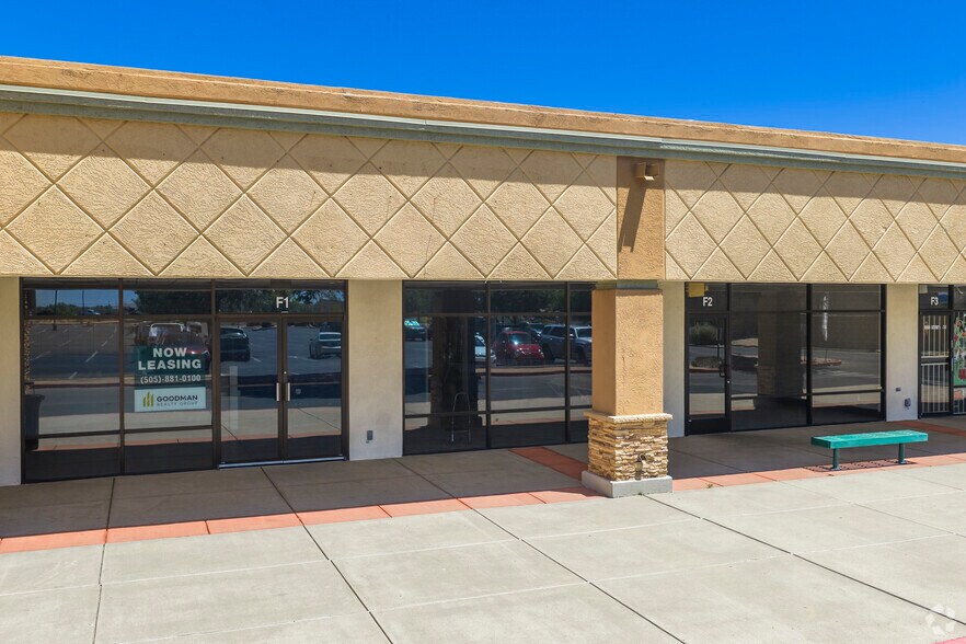 More Photos Of 3211-3231 Coors Blvd SW, Albuquerque Unknown For Lease