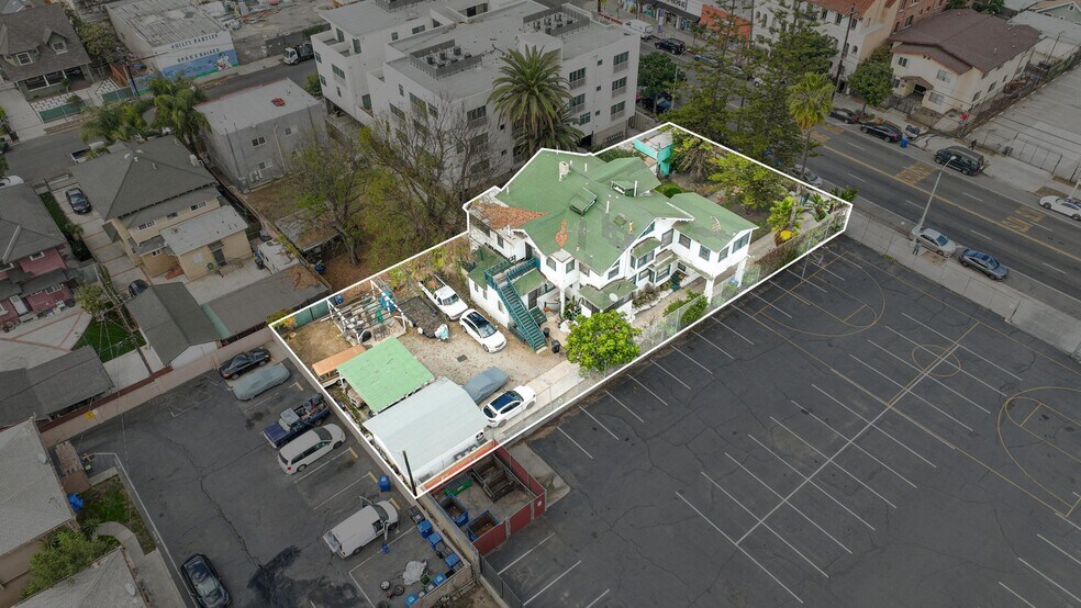 More Photos Of 1470 W Adams Blvd, Los Angeles Apartments For Sale