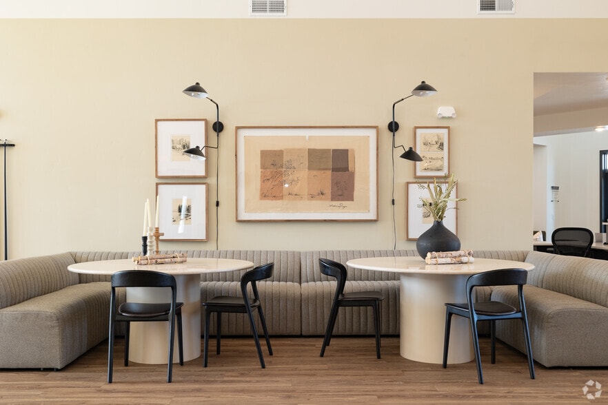 More Photos Of 3040 S South Fork Blvd, Idaho Falls Apartments For Sale