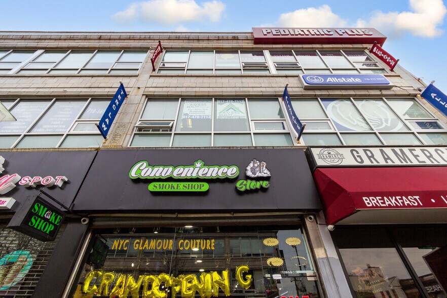 More Photos Of 3189 Steinway St, Astoria Storefront Retail Office For Lease