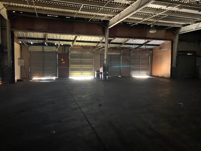More Photos Of 1550 Phillips St, Dyersburg Manufacturing For Lease