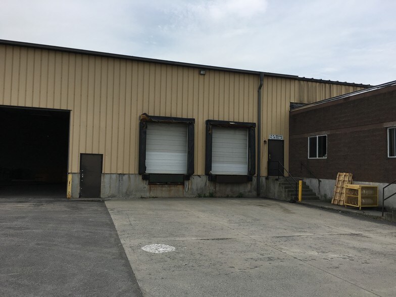More Photos Of 1210 Route 9, South Schodack Warehouse For Lease