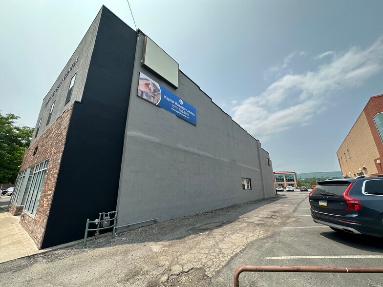 More Photos Of 329 Penn Ave, Scranton Office Residential For Sale