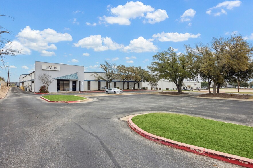 More Photos Of 1700 Royston Ln, Round Rock Service For Sale