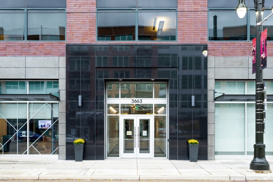 More Photos Of 3663 Woodward Ave, Detroit Office For Lease