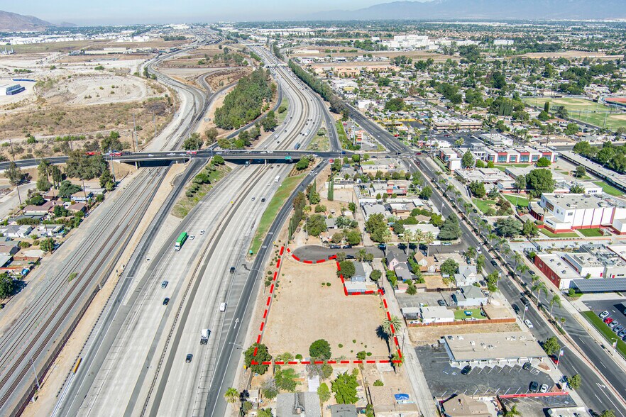 More Photos Of 100 2nd St, Colton Land For Sale