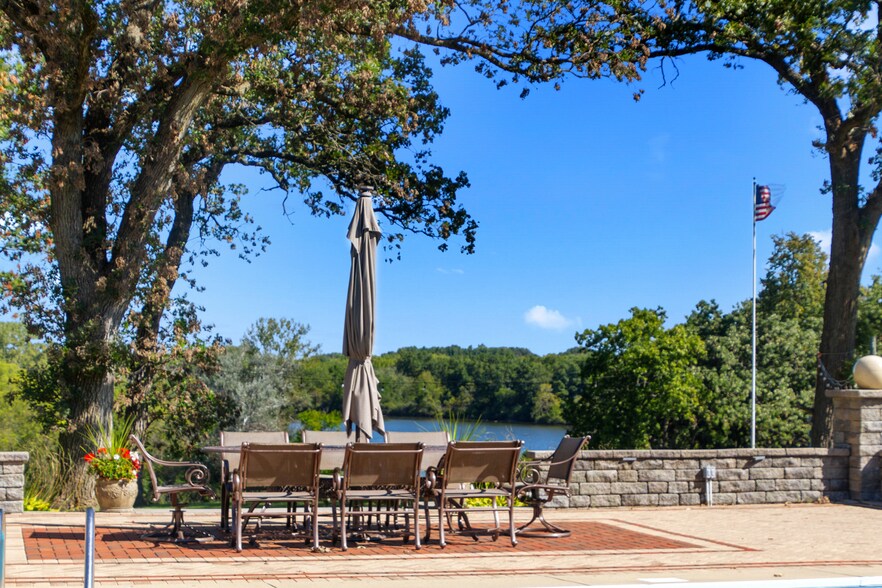 More Photos Of 8508 Il Route 120, Woodstock Specialty For Sale