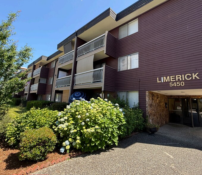 Primary Photo Of 5450 204 St, Langley Apartments For Sale