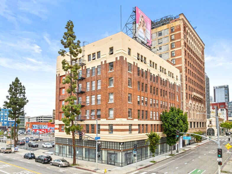 Primary Photo Of 110 W 11th St, Los Angeles Loft Creative Space For Sale
