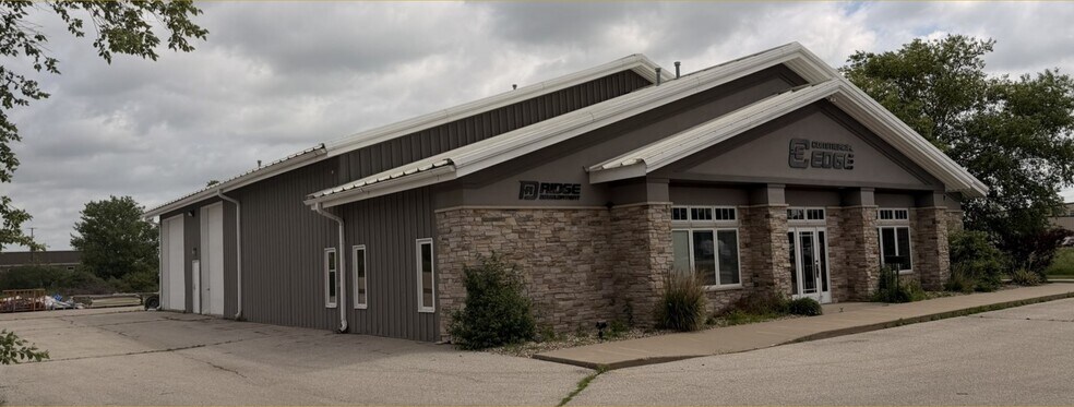 More Photos Of 740 Kacena Rd, Hiawatha Office For Sale