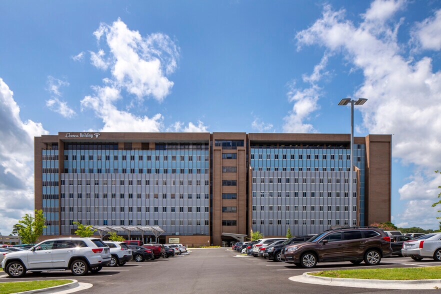Primary Photo Of 500 S University Ave, Little Rock Medical For Lease