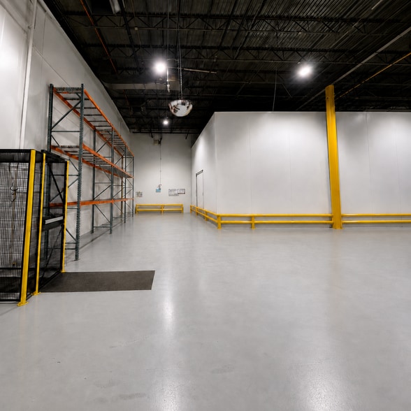 More Photos Of 600 Territorial Dr, Bolingbrook Food Processing For Sale