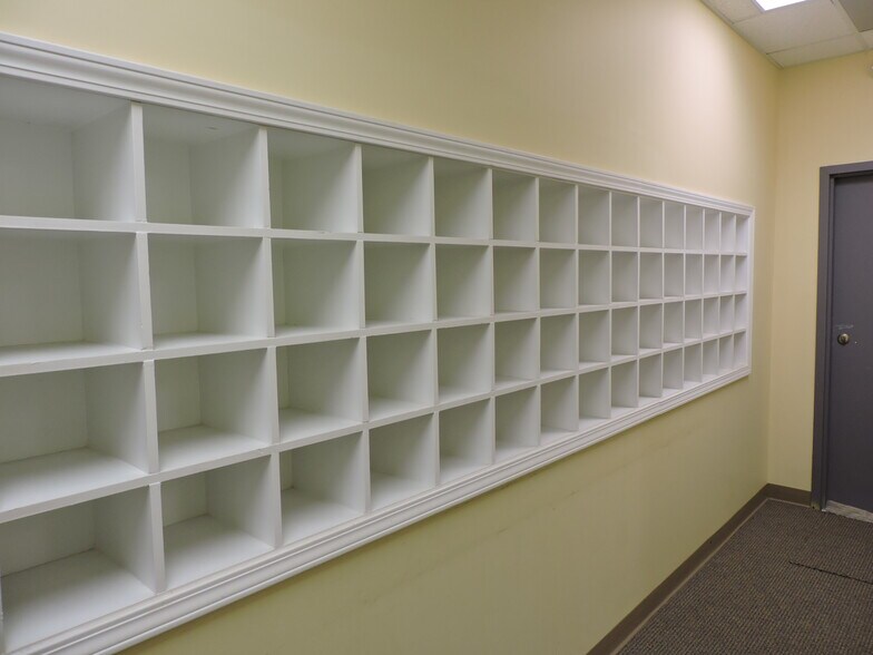 More Photos Of 1827 N Columbia St, Milledgeville Storefront For Lease