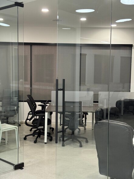 More Photos Of 1545 N Park Dr, Weston Office For Lease