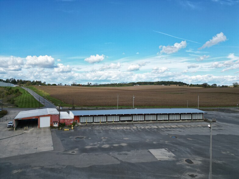 More Photos Of 3570 Broadway Rd, Milton Truck Terminal For Sale