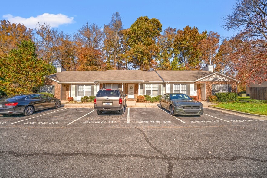 More Photos Of 2612 Guyer St, High Point Apartments For Sale