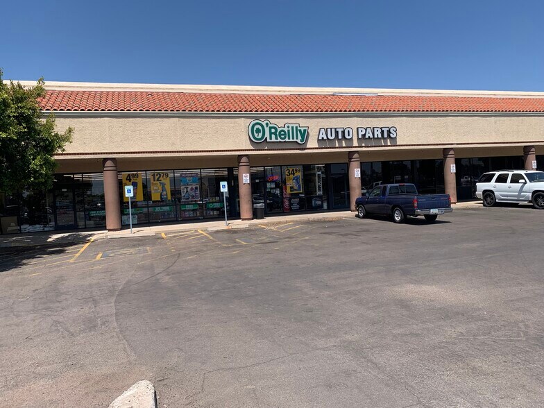 More Photos Of 855 W University Dr, Mesa Storefront For Lease