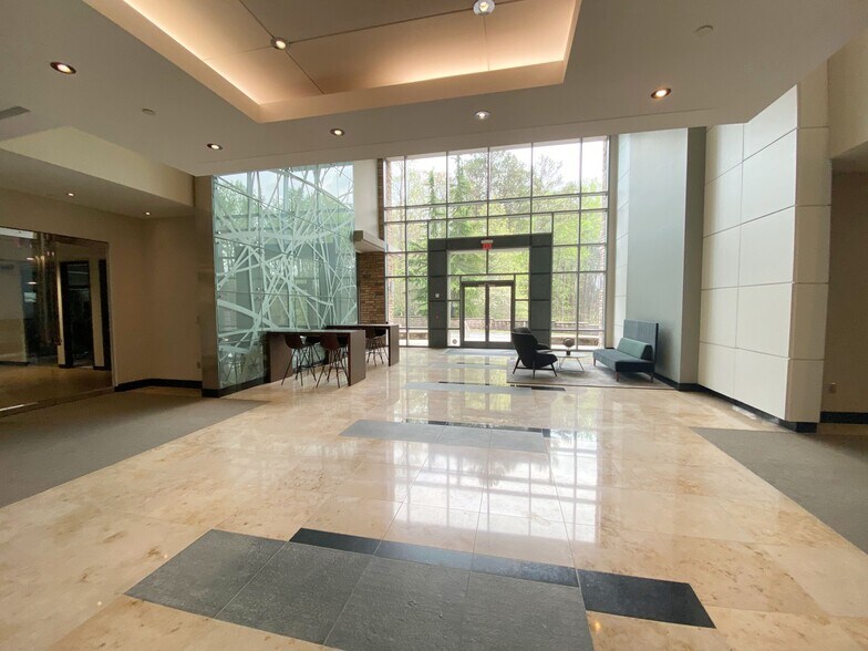 More Photos Of 1110 Sanctuary Pky, Alpharetta Office For Lease