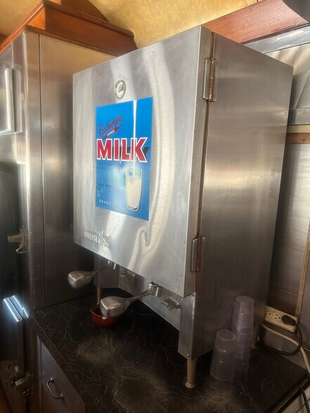 More Photos Of 189 E Lancaster Ave, Malvern Restaurant For Lease