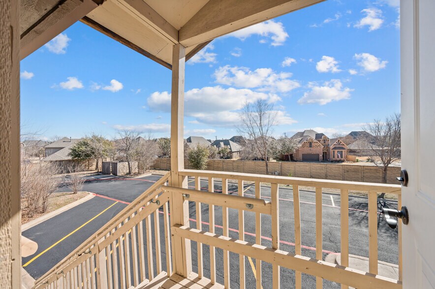More Photos Of 7716 Davis Blvd, North Richland Hills Storefront For Lease