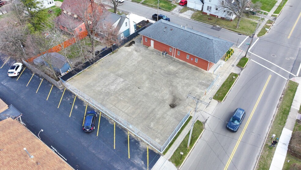 More Photos Of 458 Glessner Ave, Mansfield Medical For Sale