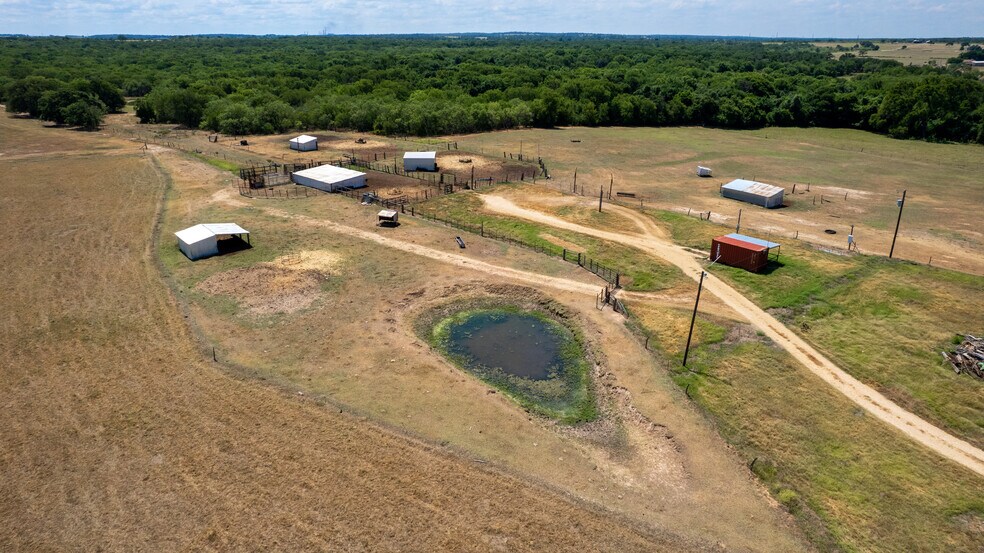 More Photos Of 2565 County Road 442, Thorndale Land For Sale