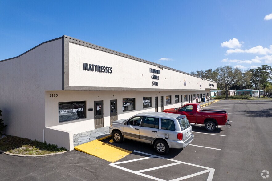 More Photos Of 2111 S Ridgewood Ave, Edgewater Unknown For Lease