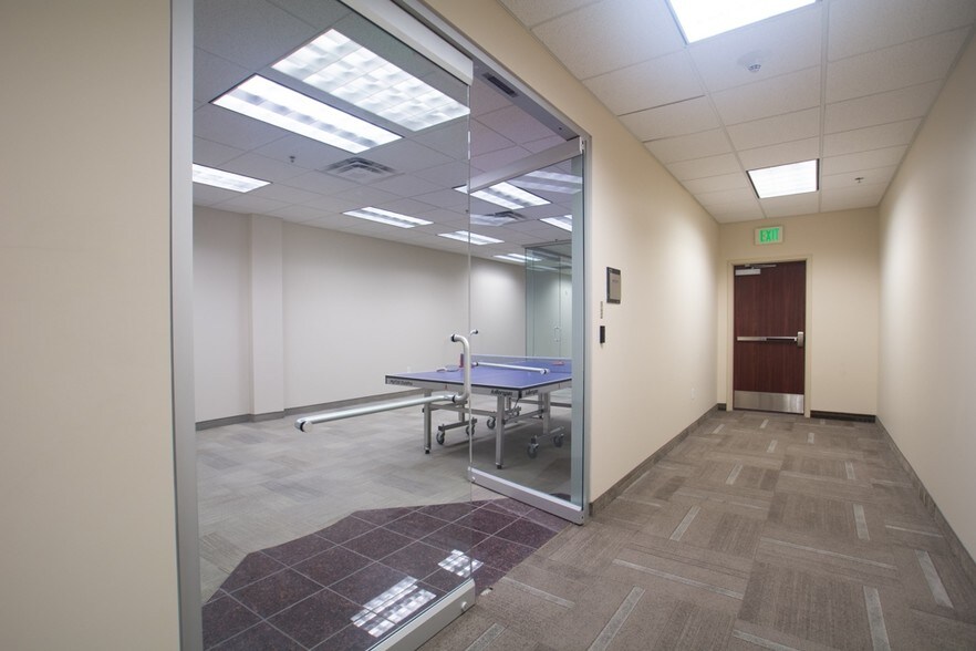 More Photos Of 5255 N Edgewood Dr, Provo Office For Lease