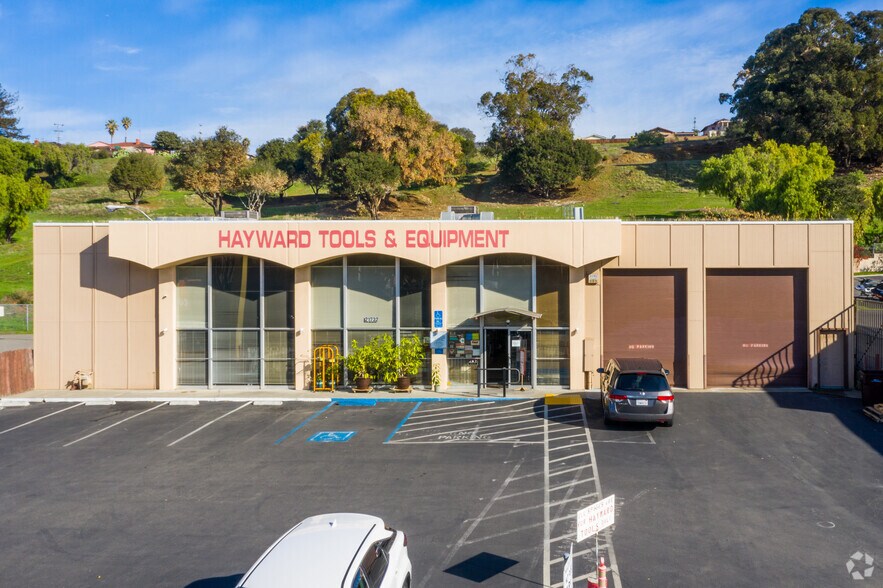 More Photos Of 21732 Foothill Blvd, Hayward Freestanding For Lease