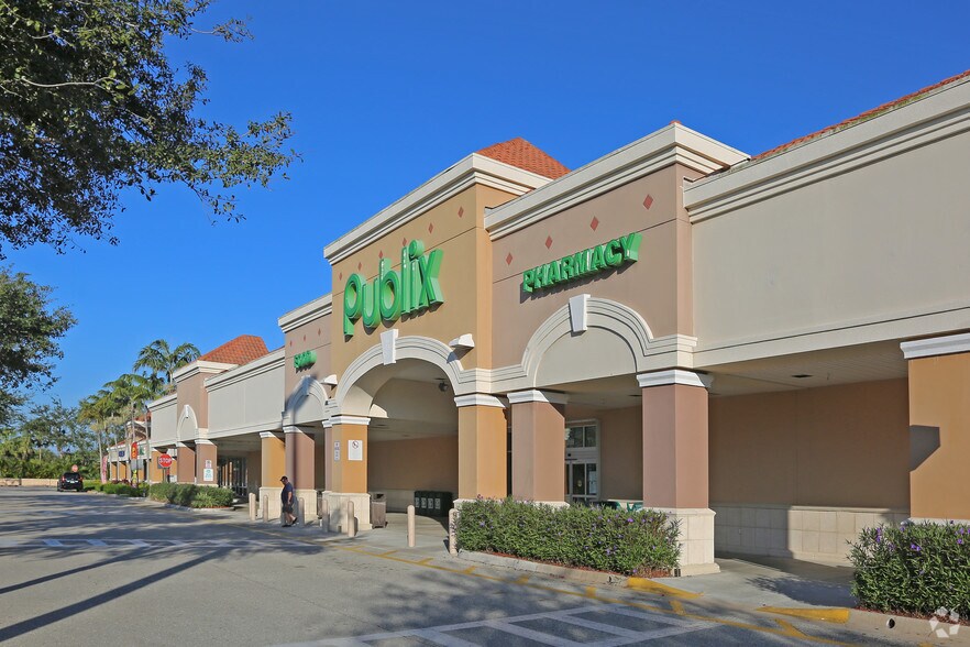 More Photos Of 8989 Okeechobee Blvd, West Palm Beach General Retail For Lease