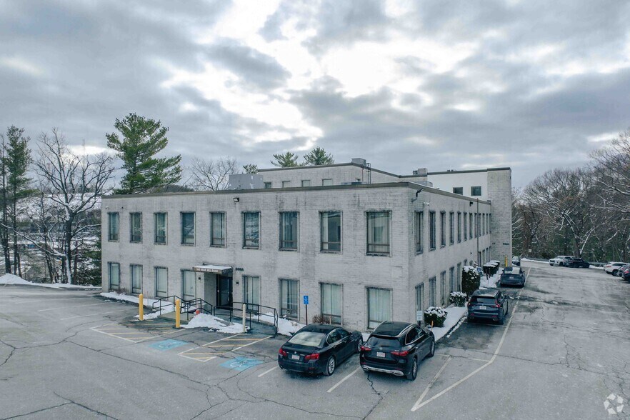 Primary Photo Of 260 Bear Hill Rd, Waltham Office For Lease