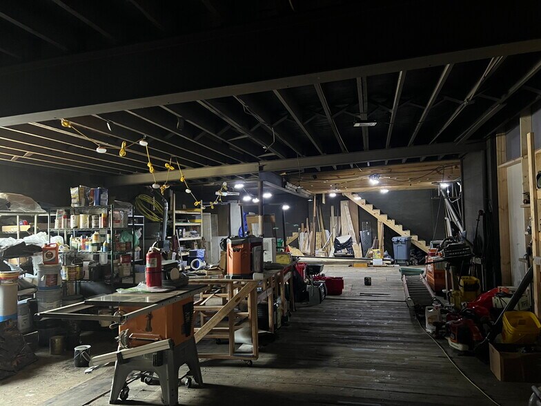 More Photos Of 2711 Midland Ave, Charlotte Flex For Sale