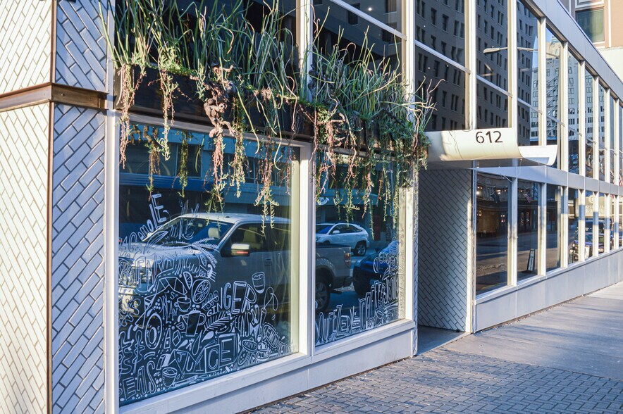 More Photos Of 612 Brazos St, Austin Office For Lease